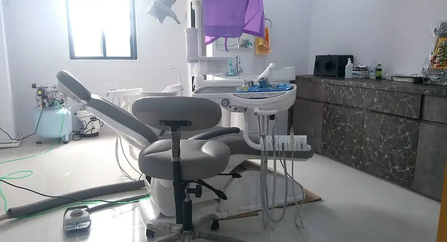 Dental treatment room